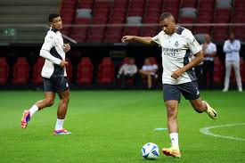 壹号娱乐:法尔克:拜仁正在关注巴黎边锋巴尔科拉.